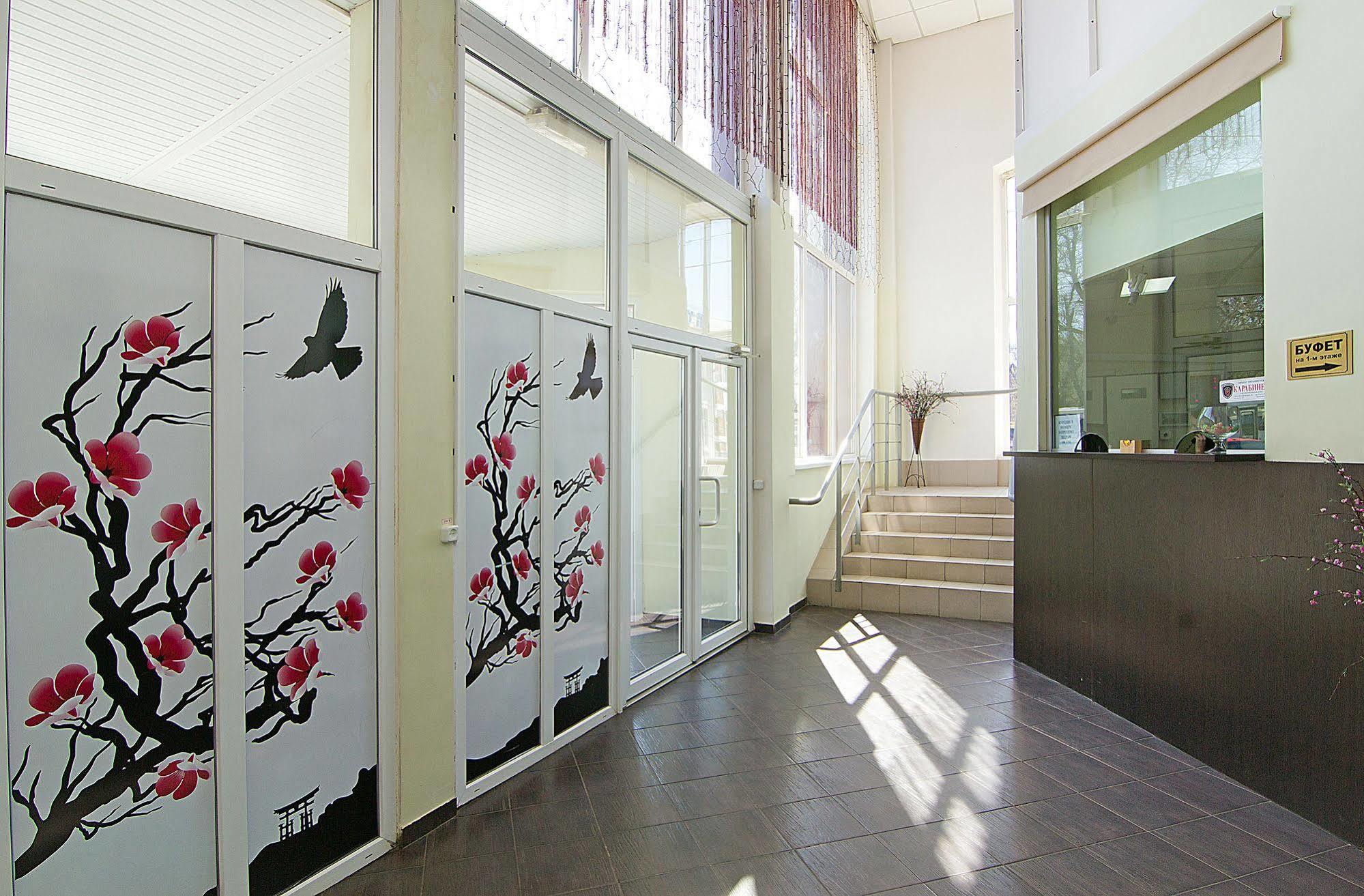Tokyo Star Economy Hotel Odessa Exterior foto